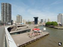 Vanaf de Erasmusbrug