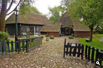 Klein Dillingshof nabij Gieten