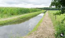 Vaart en akkerland