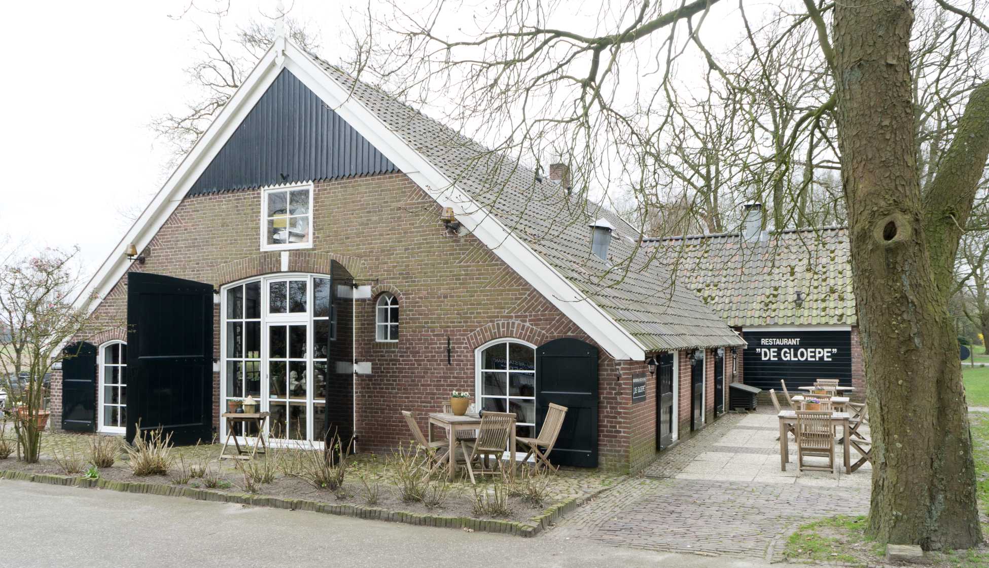 hotel boerderij restaurant  De Gloepe