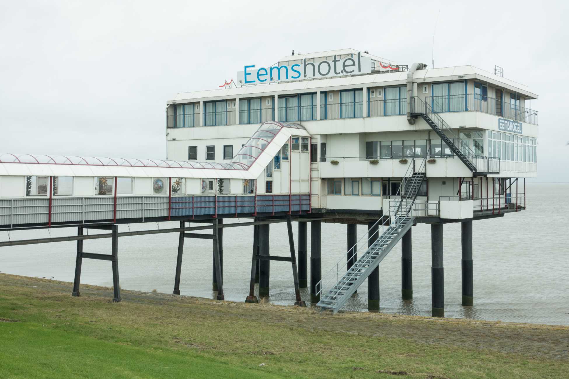 hotel restaurant grandcafé Eemshotel