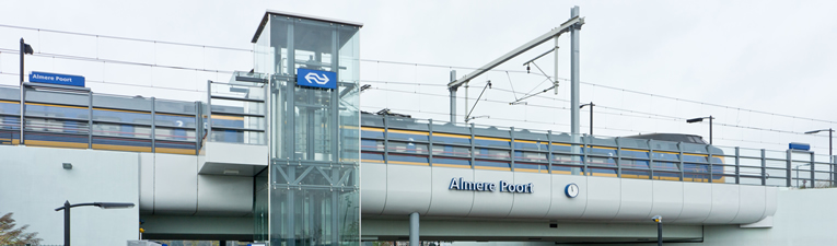 wandelingen station Almere Poort