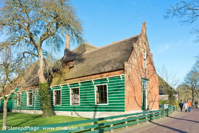 Twisk, stolpboerderij