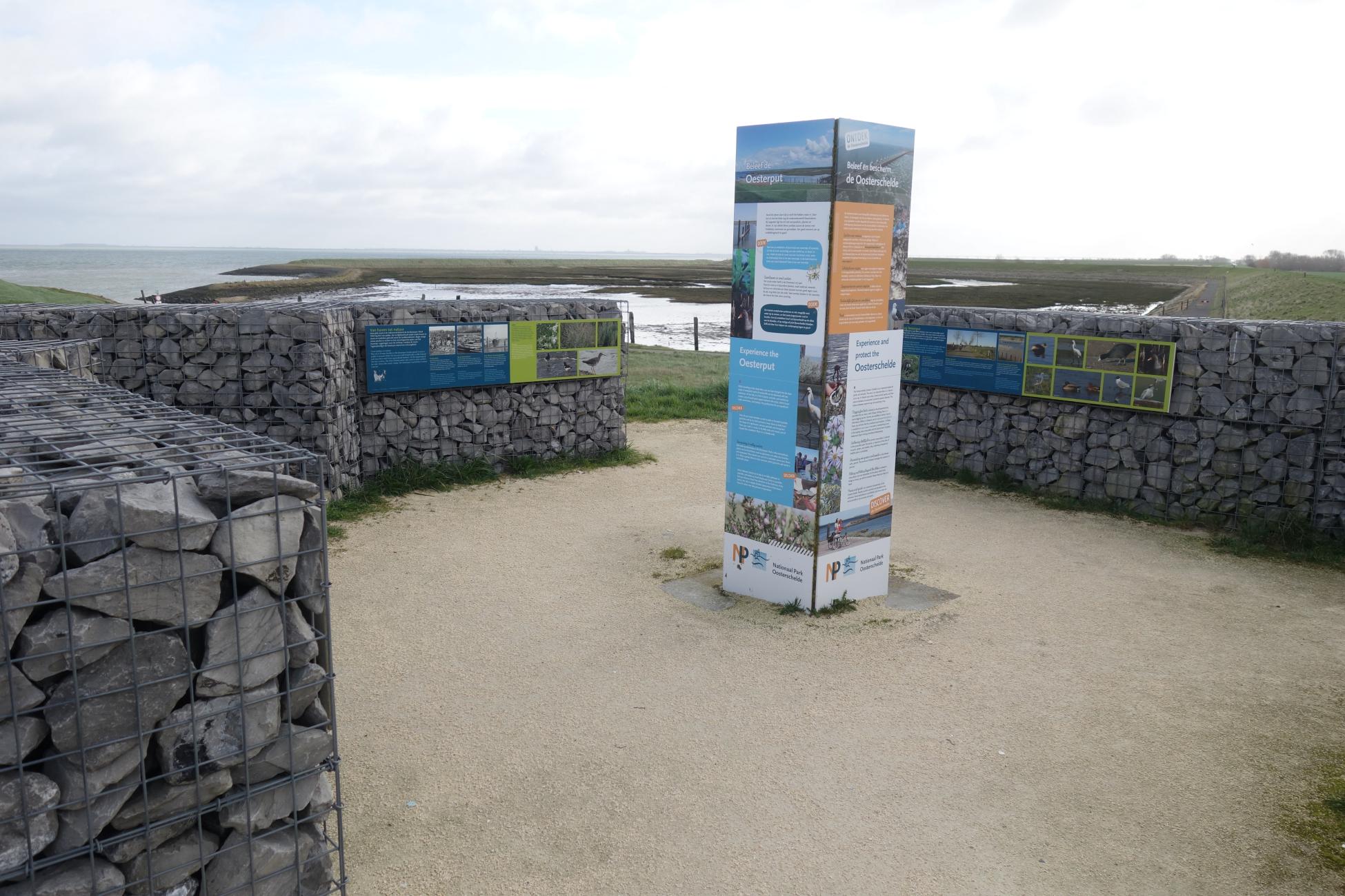 Oesterput: infobord Nationaal Park Oosterschelde