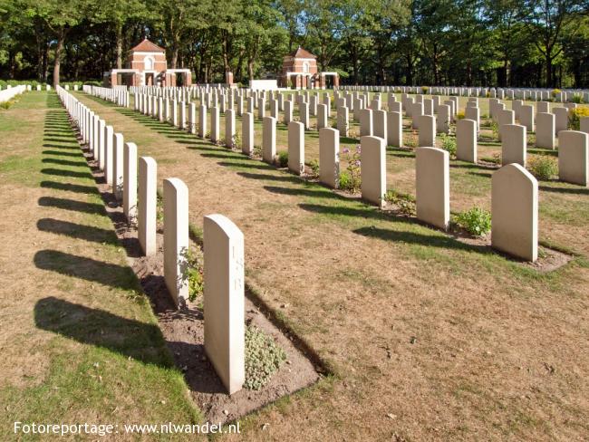 Airborne begraafplaats Oosterbeek