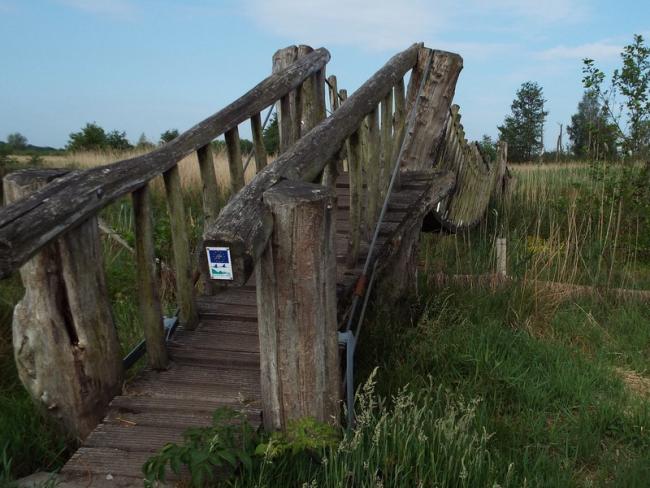 Hangbrugje over de Dommel