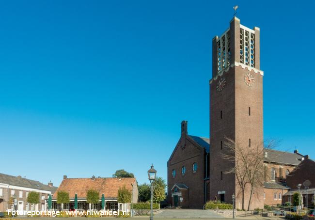 Baarlo, H Petruskerk