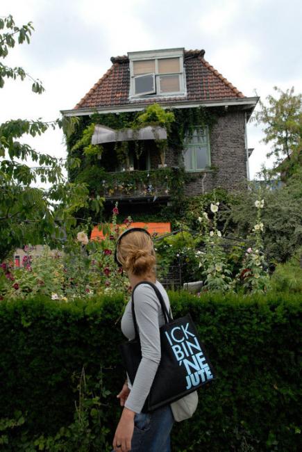 Villa onderweg de geluidswandeling Vogelbuurt IJplein