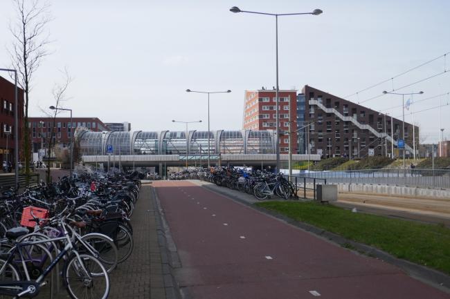 Het vertrekpunt is RandstadRail-station Leidschenveen