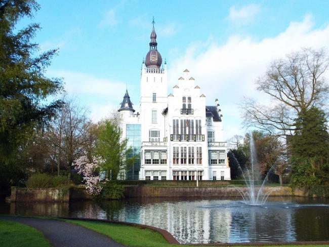 Voormalig raadhuis