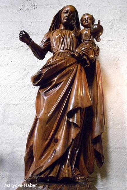 Mariabeeld in kapel Carmelitessenklooster