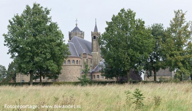 Hout-Blerick, St Josephkerk