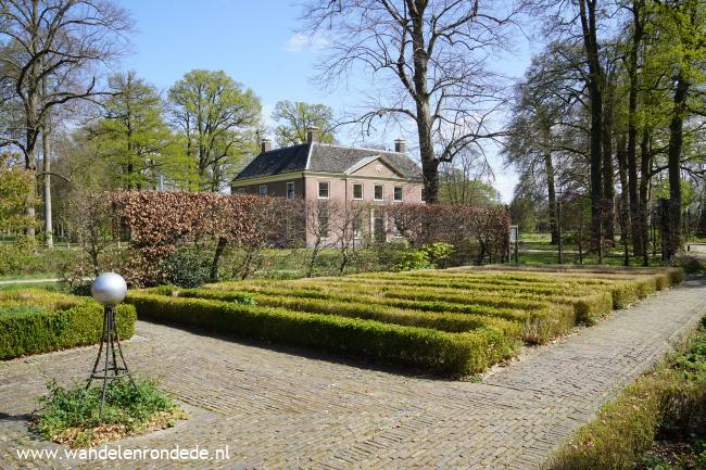 Huis Kernhem met Kruidentuin