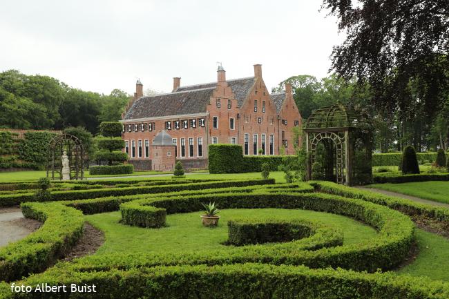 Menkemaborg, Uithuizen