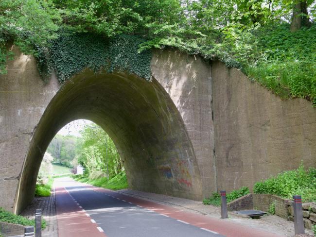 Tunneltje in het tracé