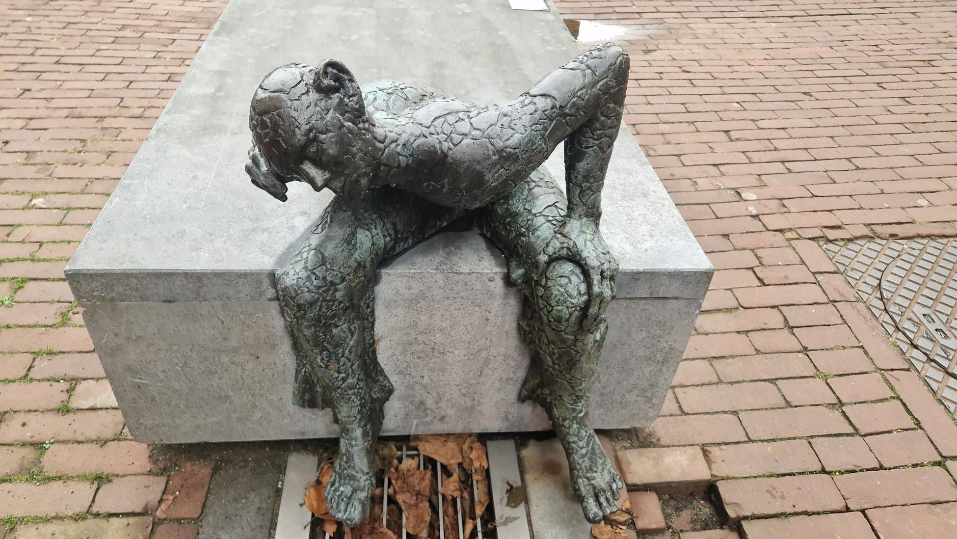 Kunstwerk Luisterend Oor - Helmond