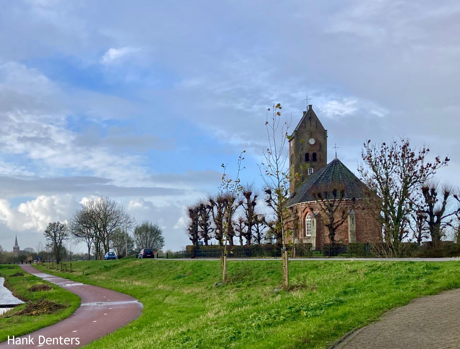 St. Nikolaaskerk (terprand Swichum)