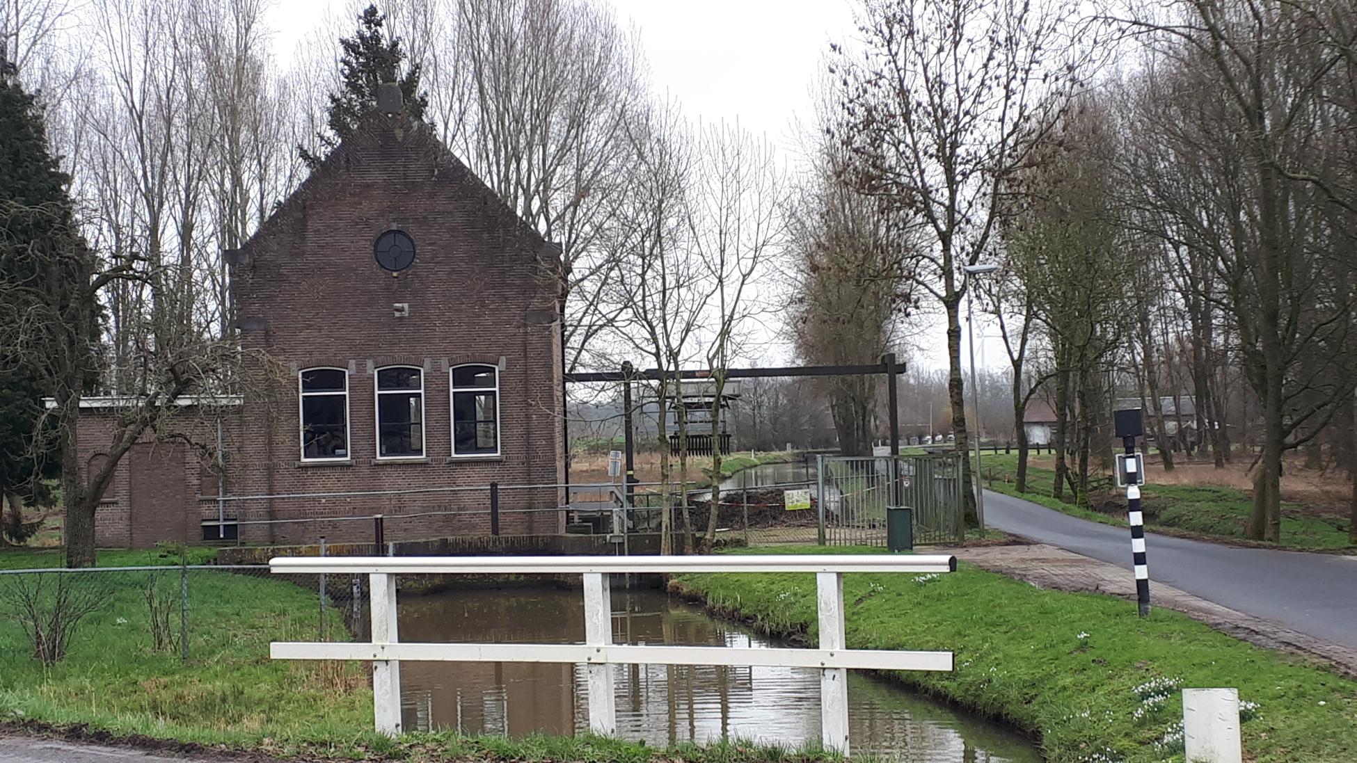 Kort en Prachtig Merwedekade Vianen